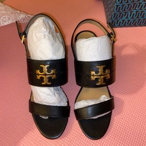 - Tory Burch Block Heels New Black